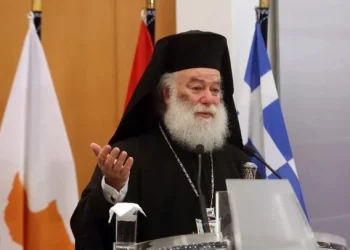 Καθαίρεσε κληρικούς του Πατριαρχείου Μόσχας το Πατριαρχείο Αλεξανδρείας