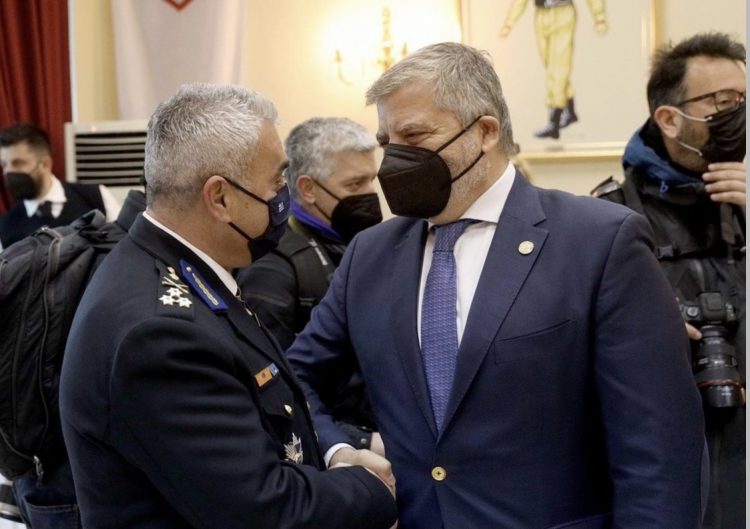 Με 35 οχήματα διαφόρων τύπου, κόστους 5 εκατ. ευρώ, ενισχύει η Περιφέρεια Αττικής το Πυροσβεστικό Σώμα