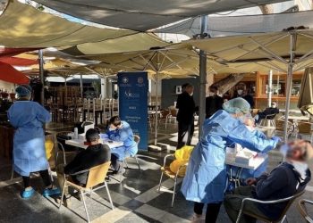 Περισσότερα από 7.500 δωρεάν rapid test στο Λεκανοπέδιο από τη συνεργασία Περιφέρειας Αττικής και Ι.Σ.Α.