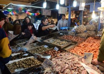 Καθαρά Δευτέρα: Ποια καταστήματα παραμένουν ανοιχτά