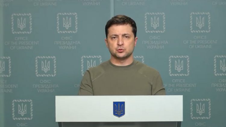Ζελένσκι: «Αν δεν σταματήσετε τη Ρωσία, θα την μιμηθούν κι άλλοι κατακτητές»