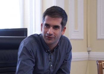 Αδιανόητη ενέργεια του Μπακογιάννη! Νομιμοποίησε το ψευδοκράτος από την πίσω πόρτα