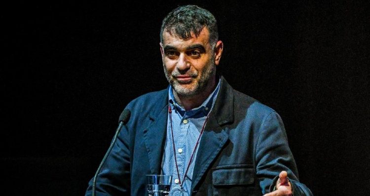 Την εξαίρεση της ανακρίτριας Κ. Αλεβιζοπούλου  ζήτησε ο Κώστας Βαξεβάνης