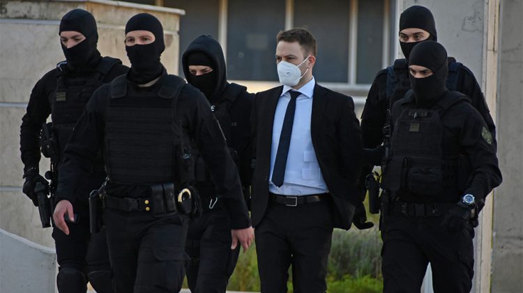 Έγκλημα στα Γλυκά Νερά: Έφτασε η ώρα της απολογίας του Μπάμπη Αναγνωστόπουλου