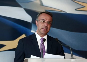 Χρήστος Σταϊκούρας: «Οι τρεις γραμμές άμυνας για την ανάπτυξη της ελληνικής οικονομίας και τη στήριξη των νοικοκυριών» (video)