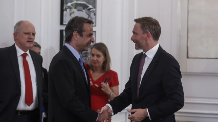 Γερμανικός τύπος: «Η Ελλάδα δεν είναι πια η εξαίρεση της ευρωζώνης»