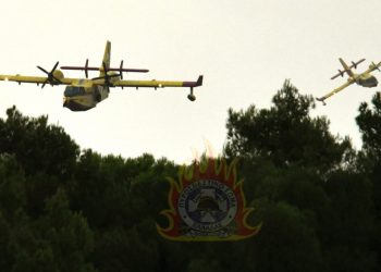 Έκτακτη ενίσχυση 5,6 εκατ. ευρώ σε 48 δήμους, για την πυροπροστασία, υπέγραψε ο Στέλιος Πέτσας