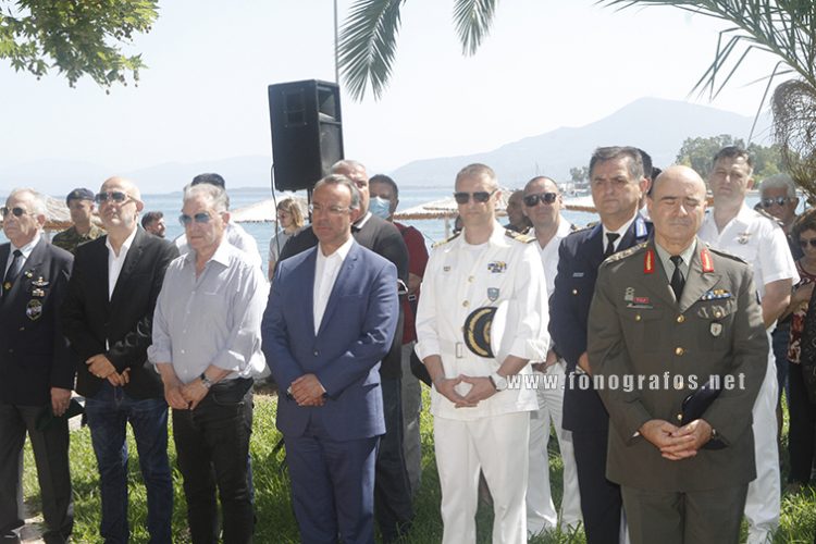 Ο Χρήστος Σταϊκούρας τίμησε στα Καμένα Βούρλα τη μνήμη του ήρωα Βασίλη Ραχούτη