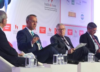 Τους έξι πυλώνες της ελληνικής οικονομίας ανέπτυξε ο Χρήστος Σταϊκούρας στην «26η Ετήσια Συζήτηση Στρογγυλής Τραπέζης με την Ελληνική Κυβέρνηση» του περιοδικού «The Economist» (video)