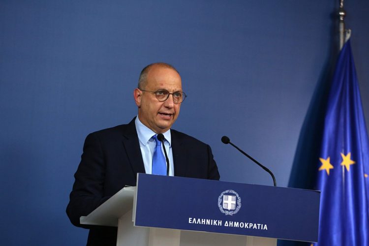 Κυβέρνηση: Ναι στην Εξεταστική και στη σύγκληση της Επιτροπής Θεσμών και Διαφάνειας