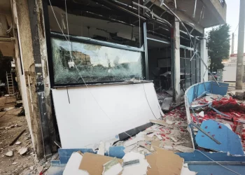 Νέο Ηράκλειο: Ισχυρή έκρηξη σε καφετέρια