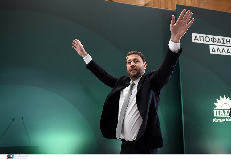 Νίκος Ανδρουλάκης: Πρωταθλητής της διαφθοράς ο Μητσοτάκης, χορηγός του ο Τσίπρας