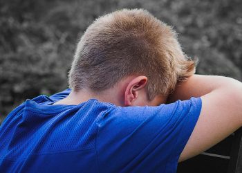 Κρήτη: Στο νοσοκομείο τα παιδάκια που εγκατέλειψε μόνα για μέρες η μάνα τους