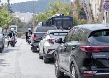 Στον ανακριτή οι δύο συλληφθέντες για τη δολοφονία του Γιώργου Καραϊβάζ
