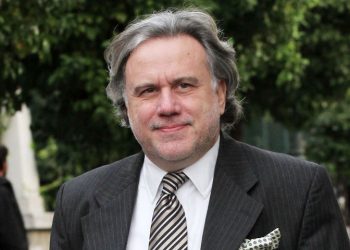 Ο Ίβιτσα Ντάτσιτς ευχαρίστησε τον “αδερφό” Γιώργο Κατρούγκαλο για τη στήριξη της Σερβίας