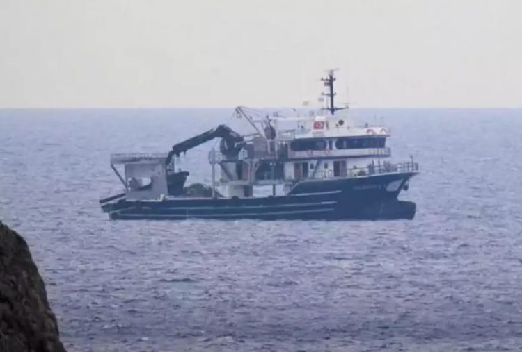 Τουρκικά αλιευτικά έξω από τις ακτές των Κυθήρων