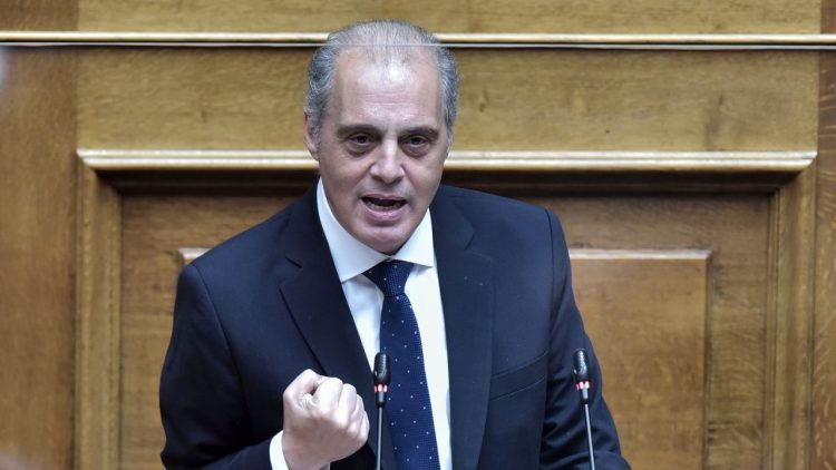 Οι 16 έδρες της Ελληνικής Λύσης