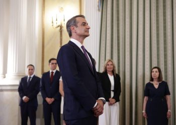 ΣΥΡΙΖΑ για Μητσοτάκη: Από την πρώτη ημέρα απέδειξε ότι αντιμετωπίζει την ψήφο των πολιτών ως λευκή επιταγή