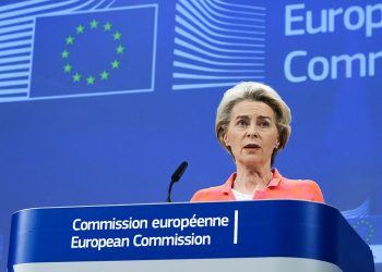 Ούρσουλα φον ντερ Λάιεν: «Το ναυάγιο της περασμένης εβδομάδας είναι μια ακόμη έκκληση για δράση»