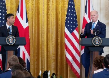 Τζο Μπάιντεν και Ρίσι Σούνακ επαναβεβαίωσαν πως θα υποστηρίξουν την Ουκρανία για όσο διάστημα χρειαστεί