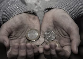 ΟΗΕ: Ακόμα 165 εκατ. άνθρωποι βυθίστηκαν στην φτώχεια τα τελευταία τρία χρόνια