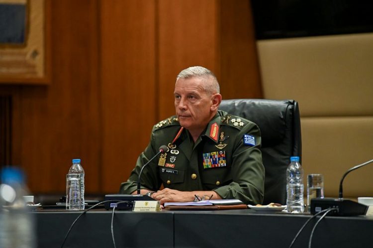 Αρχηγός ΓΕΕΘΑ: Τηλεφωνική επικοινωνία με τον Λιβανέζο ομόλογό του