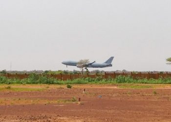 Ο Νίγηρας έκλεισε τον εναέριο χώρο του «μπροστά στην απειλή επέμβασης»