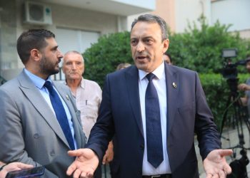 Στροφή στους Σπαρτιάτες και δήθεν υποταγή όλων στον Στίγκα