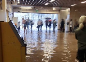 Κλειστός ο σταθμός «Ευαγγελισμός» του Μετρό – Συνεχίζεται η απάντληση υδάτων και ο καθαρισμός του σταθμού