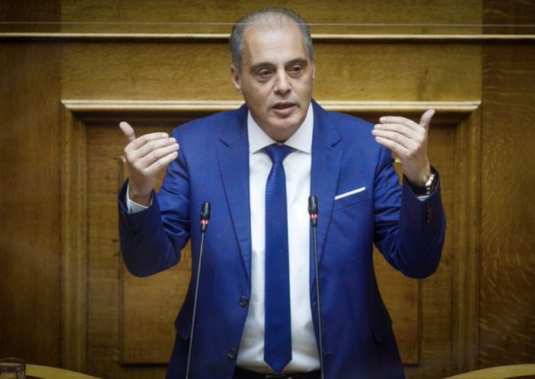 Κυριάκος Βελόπουλος: «Η ΝΔ επαναλαμβάνει τα λάθη της και με τον προϋπολογισμό της οδηγεί την οικονομία στην κατάρρευση και την κοινωνία στον όλεθρο»