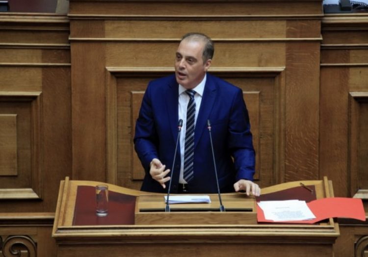 Κυριάκος Βελόπουλος: «Η Ελλάδα κινδυνεύει με αφανισμό και είμαστε όλοι υπόλογοι στους νεκρούς, αλλά και τους αγέννητους Έλληνες»