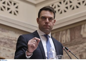 Στέφανος Κασσελάκης για Μητσοτάκη: Οι στημένες «αυθόρμητες» συναντήσεις ενός πολιτικού υποτιμούν και τον ίδιο και τους πολίτες