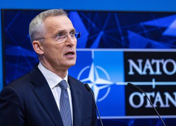 ΝΑΤΟ: Δεν υπάρχει επικείμενη στρατιωτική απειλή από τη Ρωσία προς οποιοδήποτε σύμμαχο