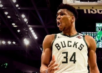 Γιαννης Αντετοκούνμπο: «Πονάει η απομάκρυνση του Γκρίφιν αλλά πρέπει να προχωρήσουμε»