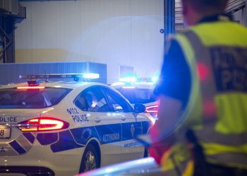 Θρίλερ σε πάρτι στη Λεμεσό – Εισέβαλαν κουκουλοφόροι με όπλα και τους λήστεψαν