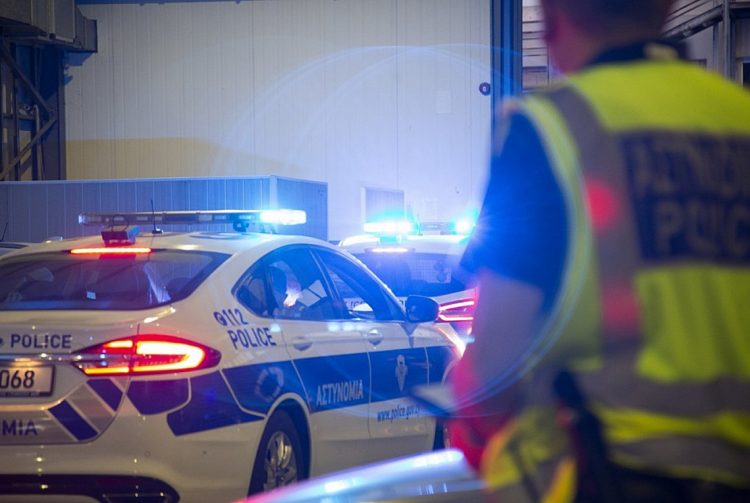 Θρίλερ σε πάρτι στη Λεμεσό – Εισέβαλαν κουκουλοφόροι με όπλα και τους λήστεψαν