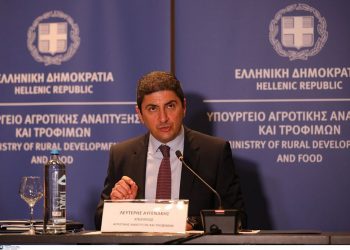 Λευτέρης Αυγενάκης προς αγρότες: Αξιολογήστε τα μέτρα που ανακοινώθηκαν και επαναπροσδιορίστε τη στάση σας