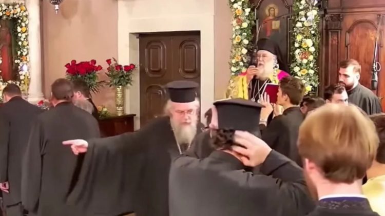 Απίστευτο περιστατικό στην Κέρκυρα: Ο Μητροπολίτης έδωσε εντολή να διώξουν ΑμεΑ που ζήτησε την ευχή του (Video)