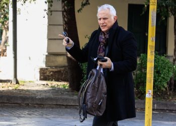 Ραγκούσης: «Η πρωτοβουλία του προέδρου για το ερωτηματολόγιο ακύρωσε το συνέδριο»