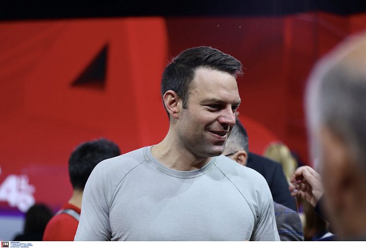 Στέφανος Κασσελάκης σε συνέδρους του ΣΥΡΙΖΑ: «Η ζημιά έχει γίνει και δεν φταίω εγώ» – Βίντεο