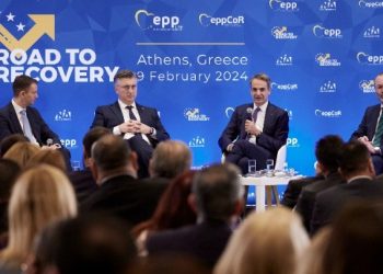 Κυριάκος Μητσοτάκης: Θέλουμε να δημιουργήσουμε 200.000 νέες θέσεις εργασίας – Γι’ αυτό και ονομάσαμε το σχέδιο «Ελλάδα 2.0»