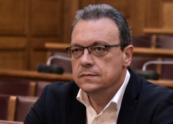 Σωκράτη Φάμελλος: Υποχρέωση της Πολιτείας η αποκατάσταση της αδικίας σε βάρος των 4.000 εργαζομένων στο χώρο της Υγείας