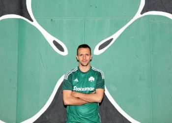 Ο Παναθηναϊκός ανακοίνωσε τον Μαξίμοβιτς