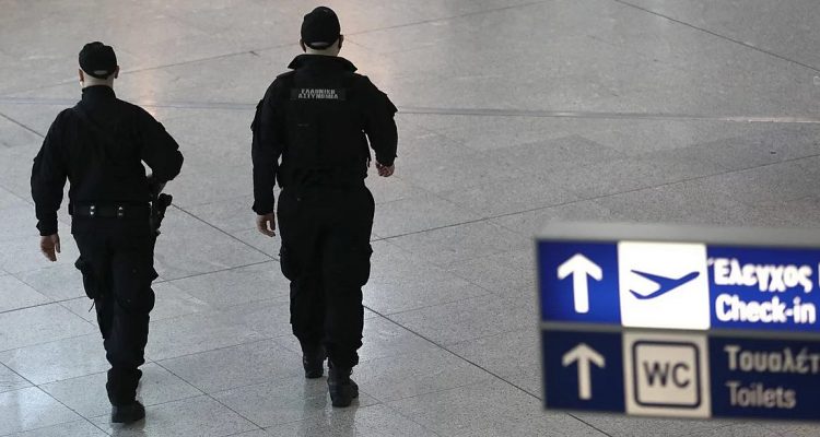 «Ελ. Βενιζέλος»: Δύο συλλήψεις για απόπειρα εισαγωγής ναρκωτικών