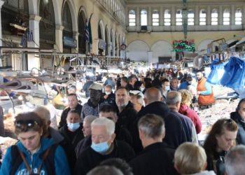 Οι ώρες που θα είναι ανοιχτά σούπερ μάρκετ και Βαρβάκειος την Καθαρά Δευτέρα