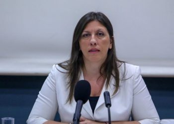 Ζωή Κωνσταντοπούλου στην Επιτροπή Θεσμών και Διαφάνειας: «Κινδυνεύουμε να ζήσουμε και Τέμπη του αέρα» (βίντεο)