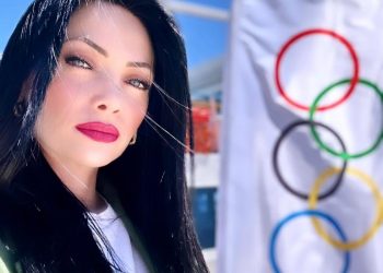 Στα Ίσθμια για την Ολυμπιακή Φλόγα η Βασιλική Πολύζου