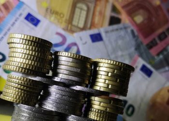 Πρωτογενές πλεόνασμα 2,95 δισ. ευρώ το πρώτο τρίμηνο