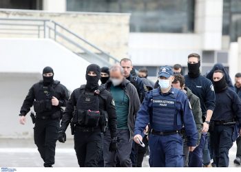 Υπόθεση 12χρονης: Κανένα ελαφρυντικό στον Μίχο και τη μητέρα της ανήλικης