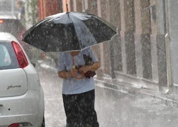 Επιδείνωση του καιρού από αύριο με καταιγίδες, τοπικές χαλαζοπτώσεις και ισχυρούς ανέμους